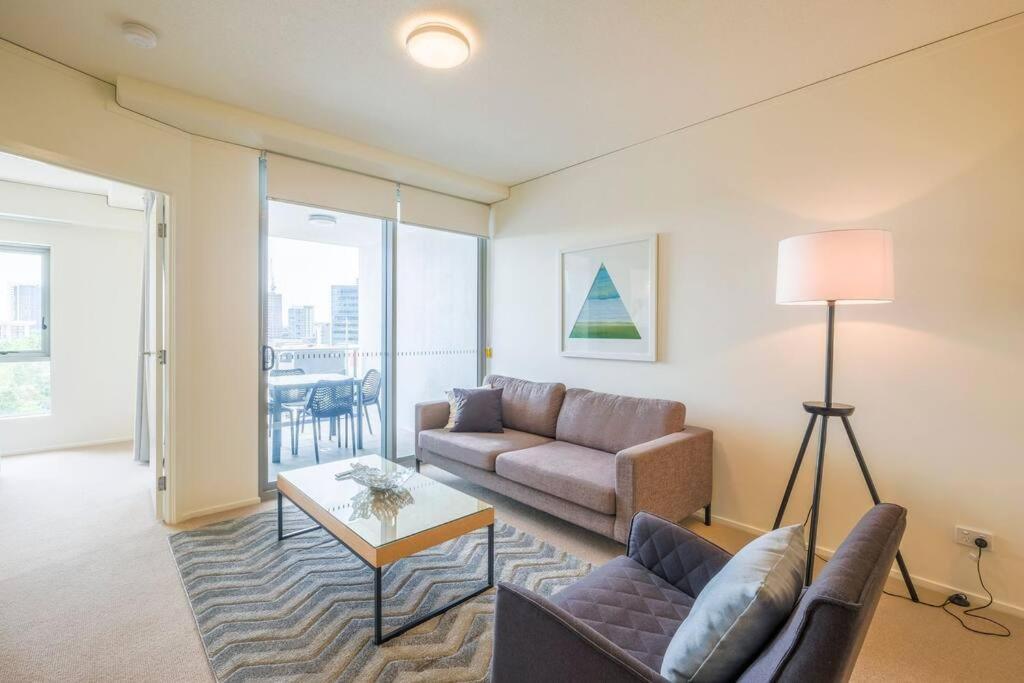 Executive Apartment With Pool & Gym Брисбен Экстерьер фото